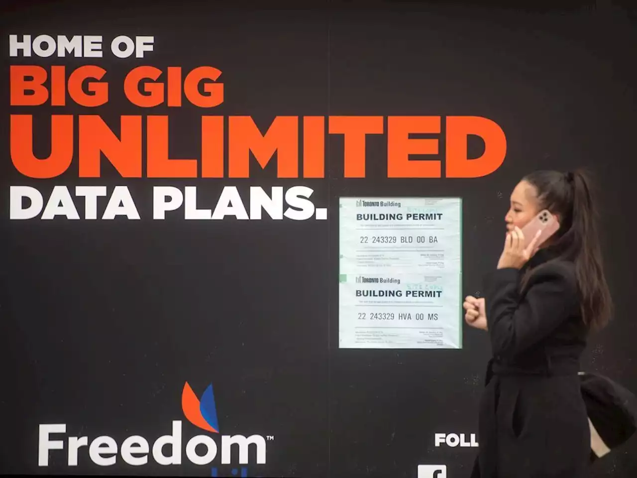 Rogers' takeover of Shaw in sight as Ottawa approves Quebecor's purchase of Freedom Mobile