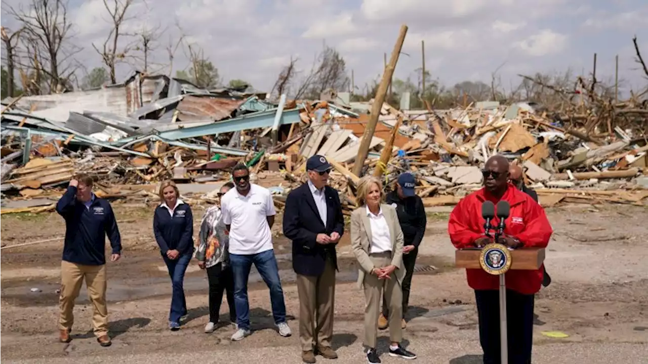 Biden besucht von Tornados verwüstete Stadt in Mississippi