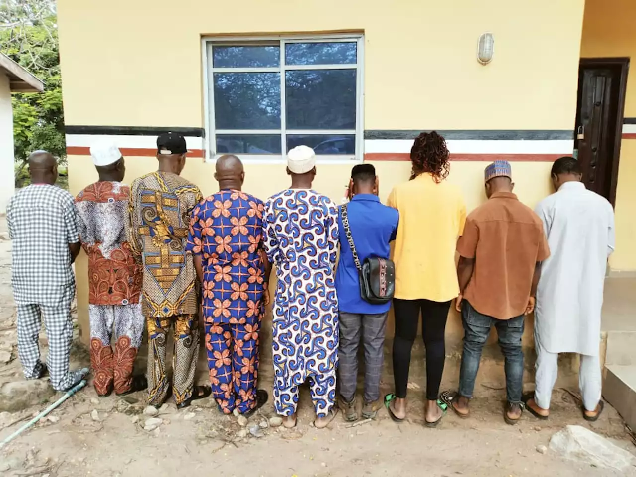 Osun NSCDC arrests 9 persons for electricity theft