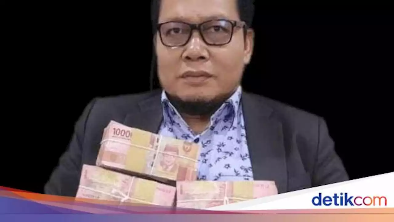 Ketua Fraksi di DPRD Pelalawan Pamer Duit Nyaris Rp 1 M, PAN Buka Suara