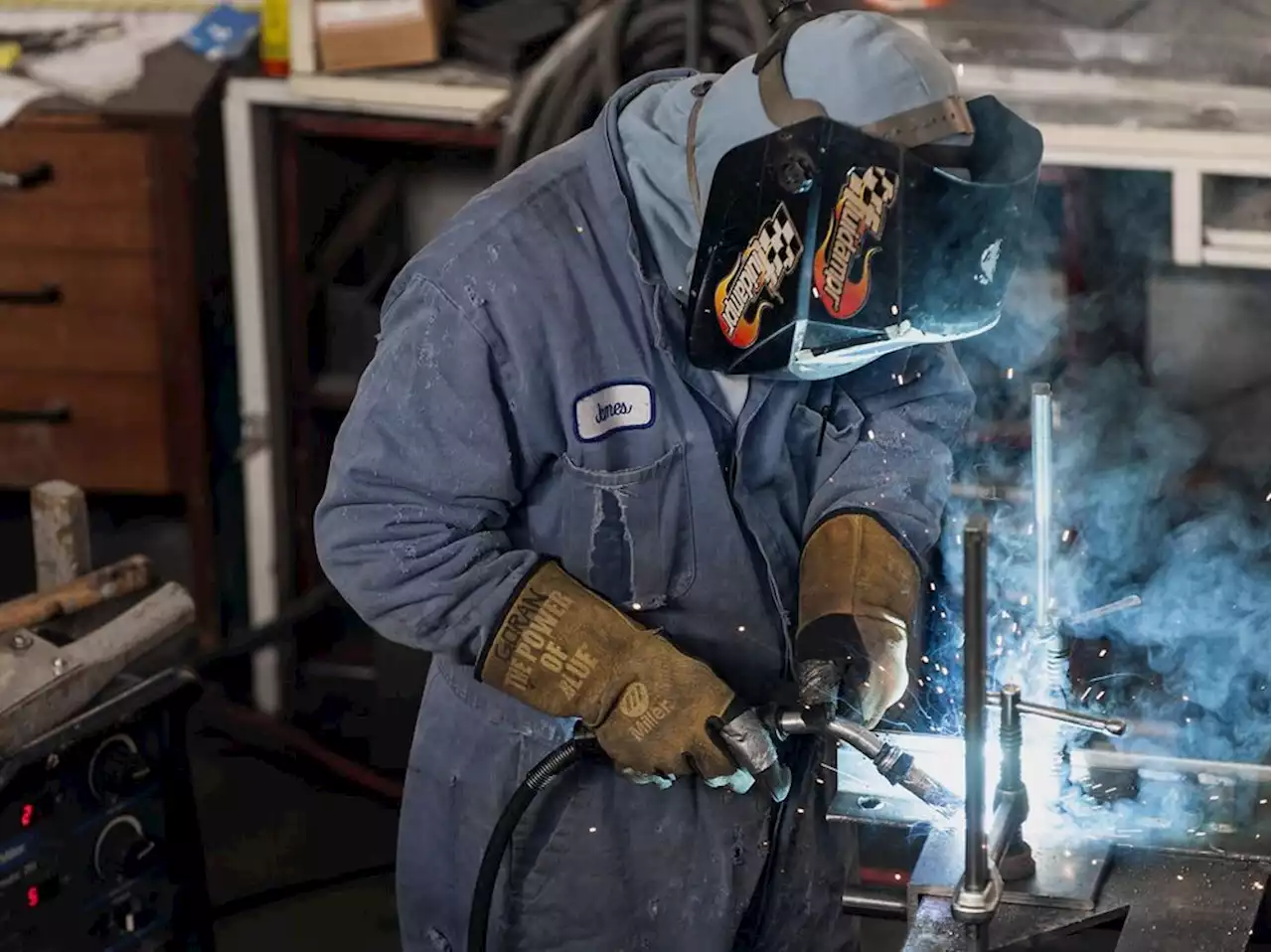 Canada's economy jumps back to life after stalling last year: What you need to know