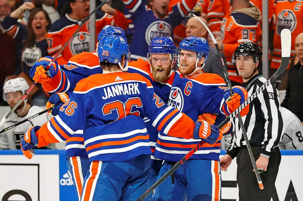 McDavid enters history books, Skinner shines as Oilers top Kings 2-0