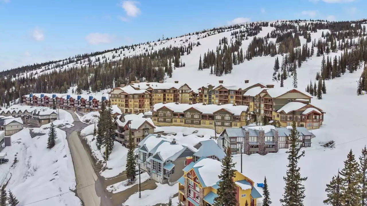 Timing works for buyers of ski-in ski-out townhouse