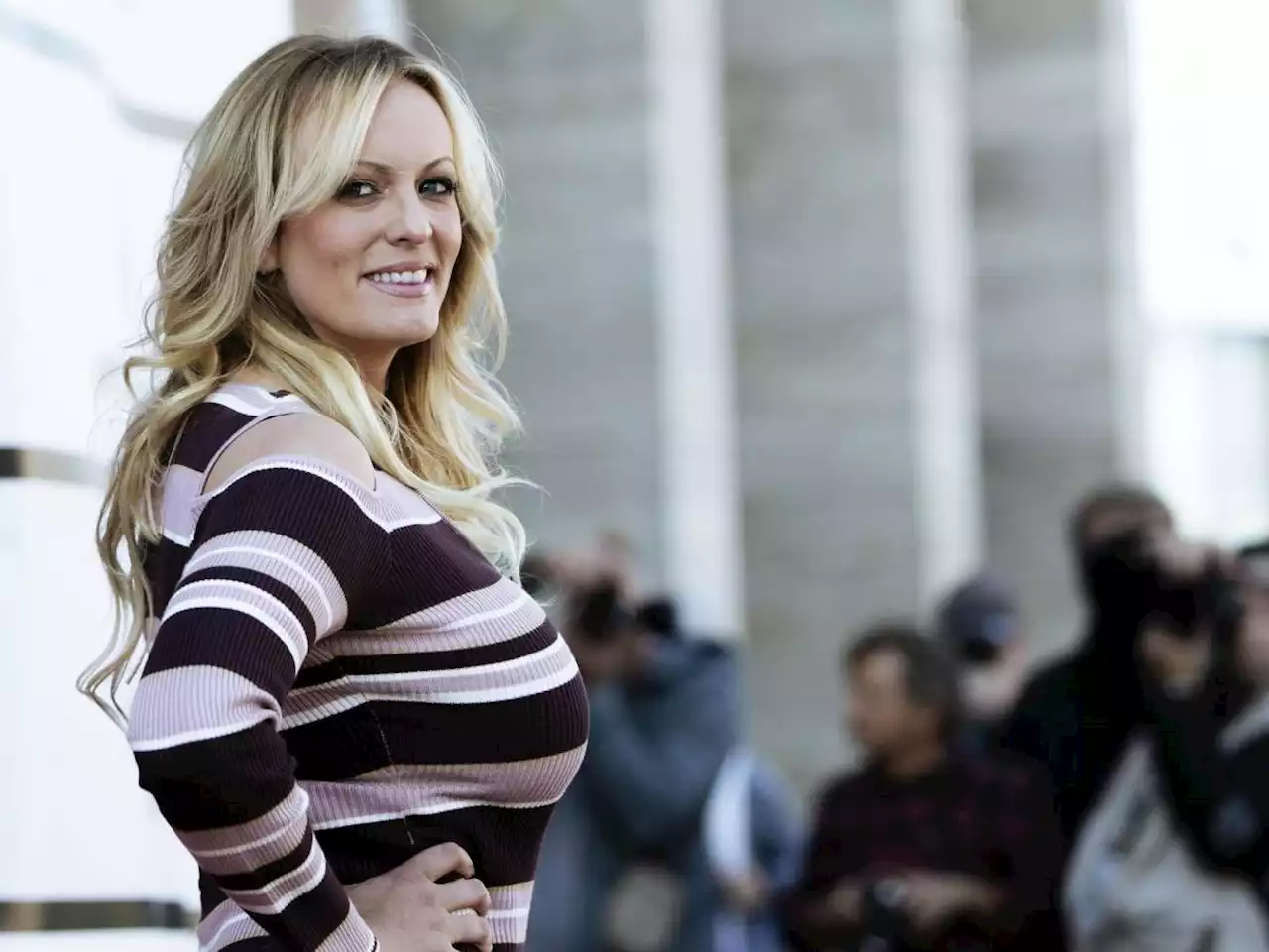 Chi è Stormy Daniels: la carriera da pornostar e l'incontro con Trump