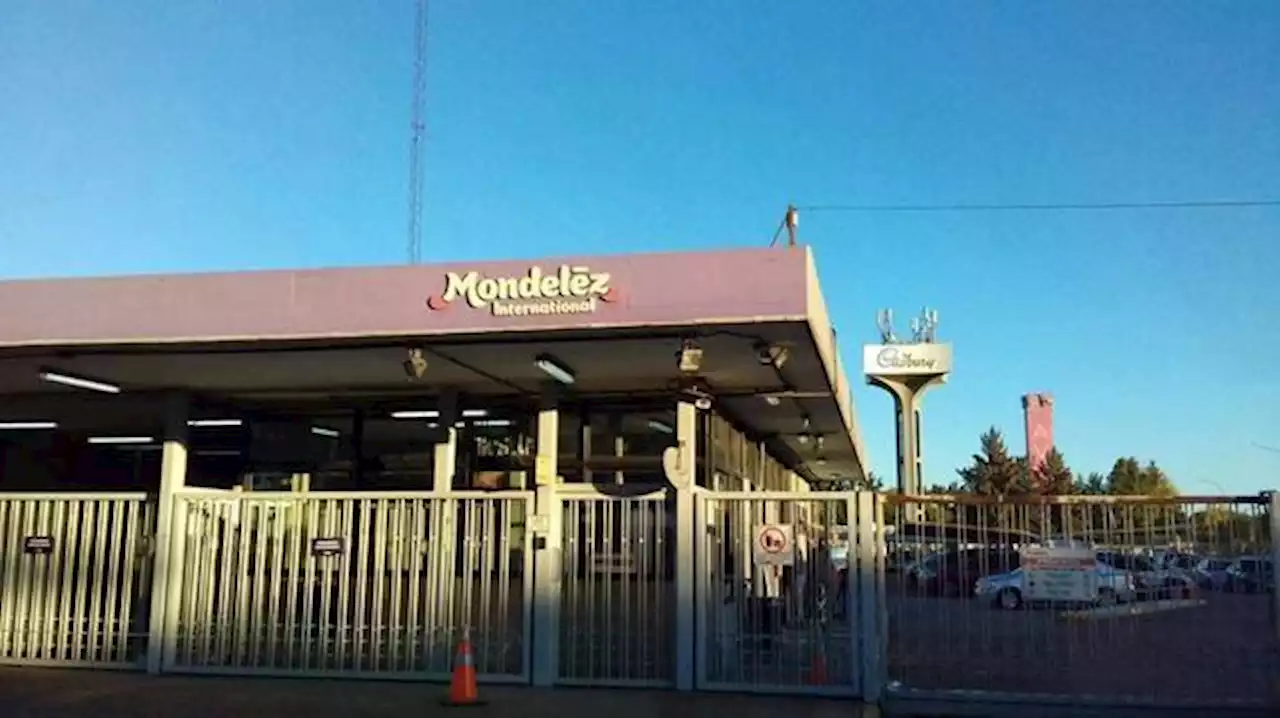 Denuncian que Mondelez despedirá a 300 trabajadores