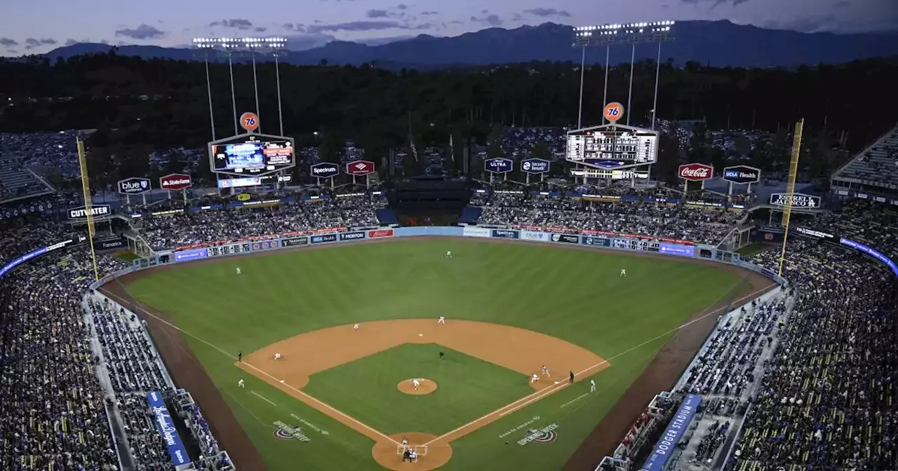 Baseball season brings Dodger Stadium Express vs. aerial gondola