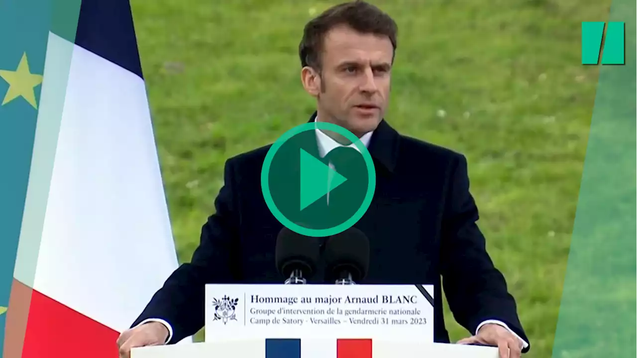 L’hommage d’Emmanuel Macron au gendarme tué en Guyane