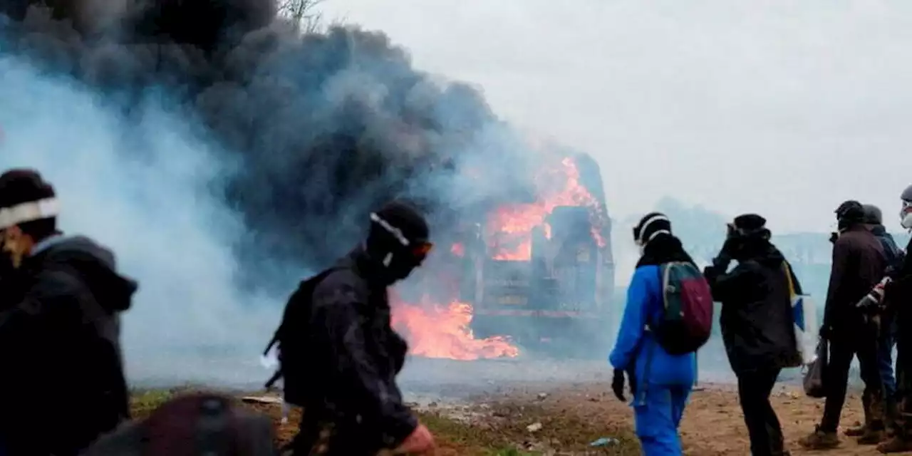 Sainte-Soline : un des deux manifestants blessés sorti du coma