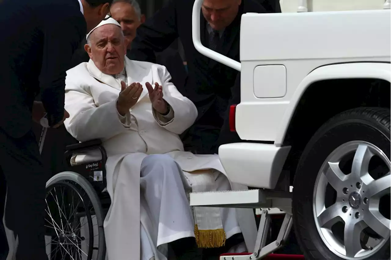 Hospitalised pope improving after antiobiotics for bronchitis: Vatican