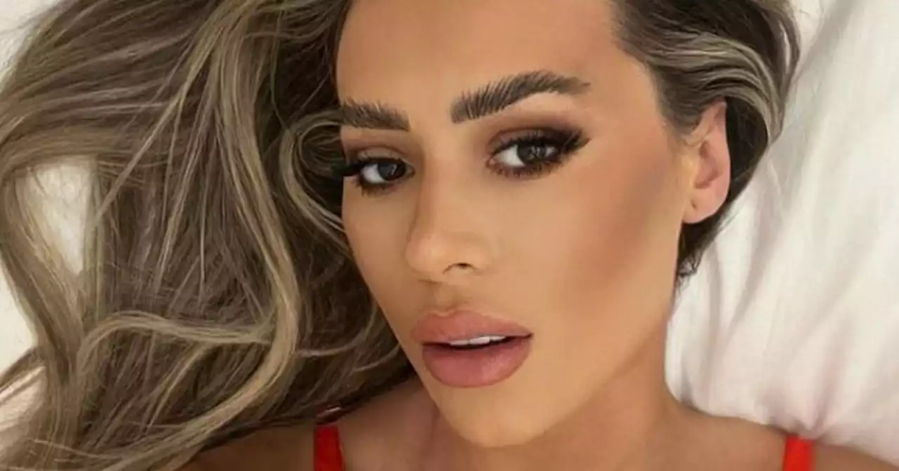 TOWIE's Demi Sims chops her long hair into a dramatic short and sharp bob