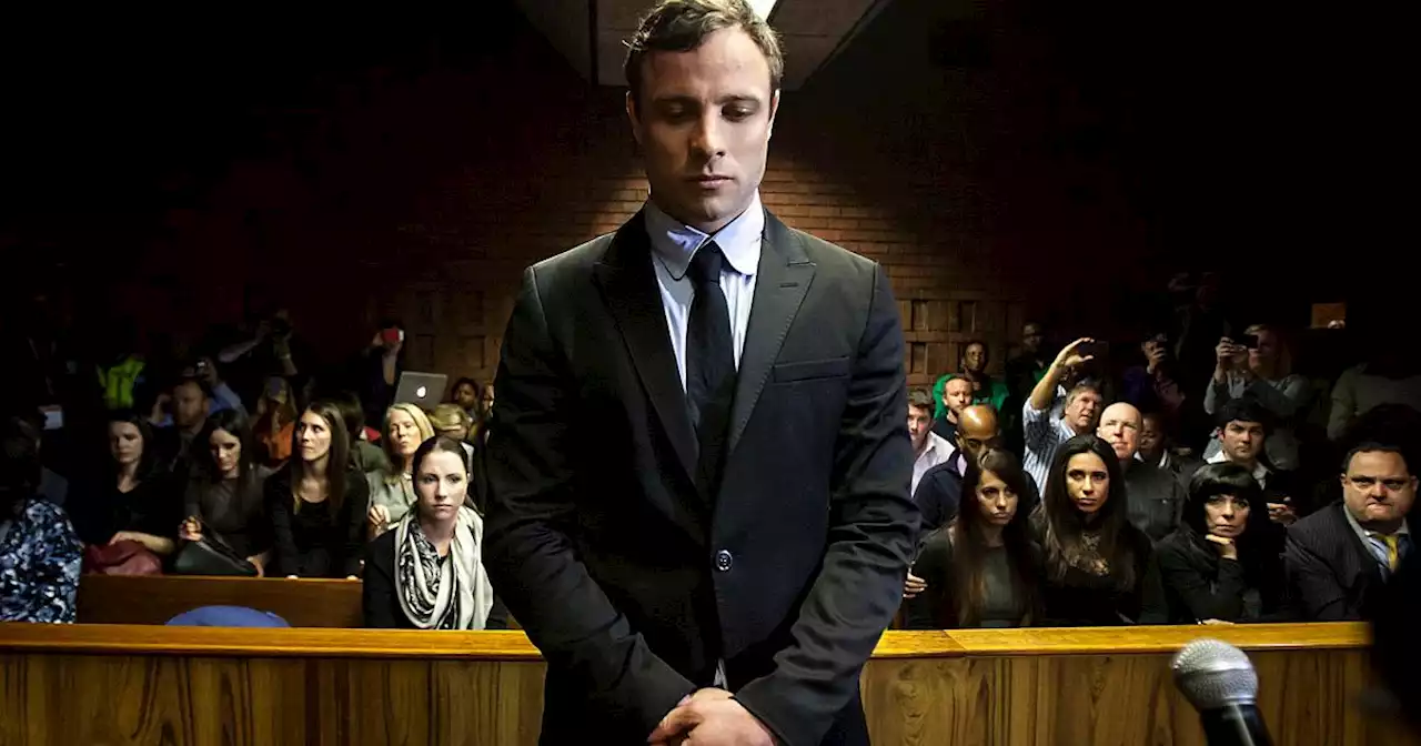 Pistorius, no dei genitori dell'ex compagna alla libertà condizionata. Steenkamp fu uccisa nel 2013