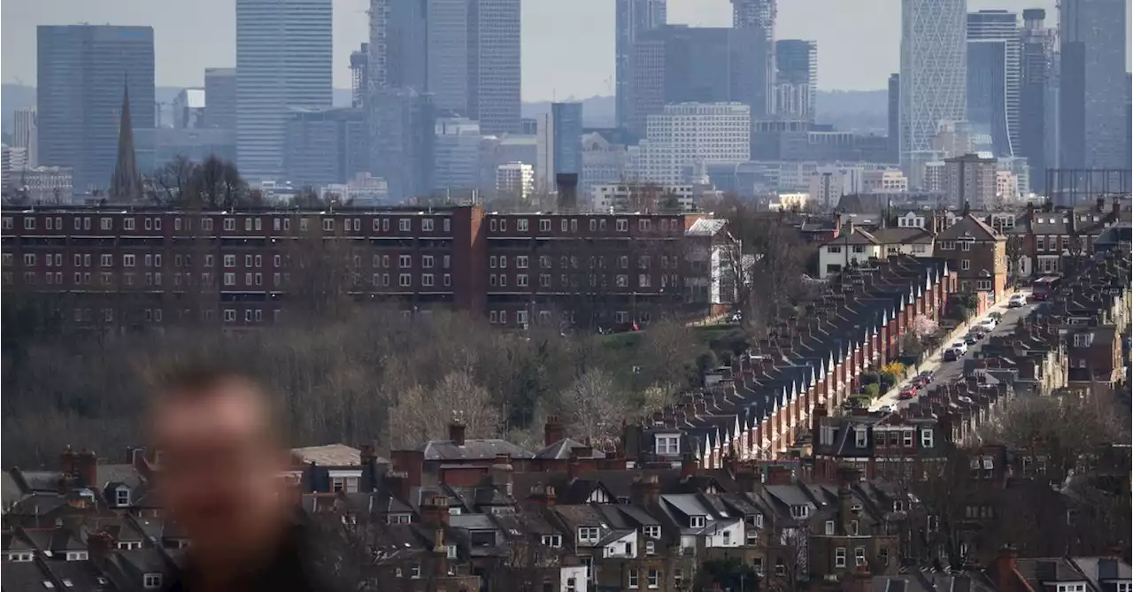 UK house price slide accelerates in March: Nationwide