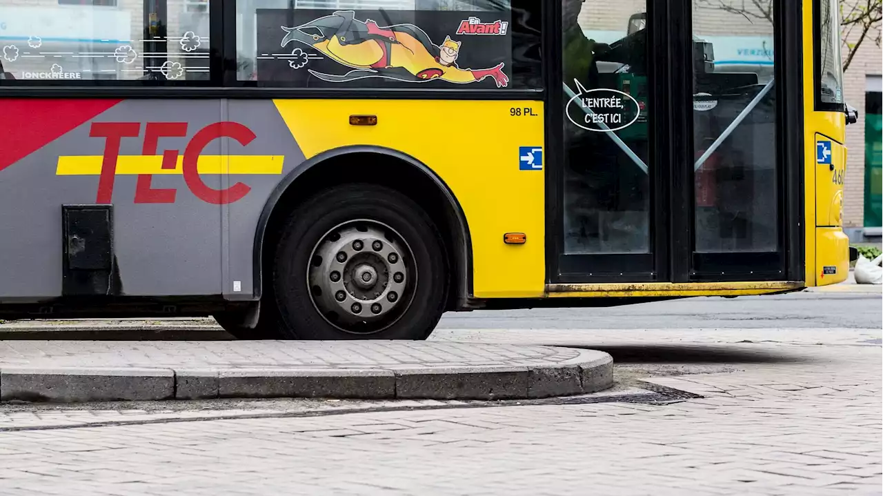 Montignies-sur-Sambre : Un bus hybride du Tec a pris feu ce matin