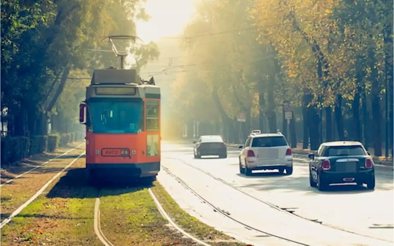 Live In Napoli: Mobilità e infrastrutture, sfida della sostenibilità