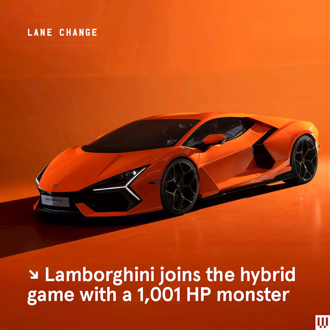 Lamborghini’s New Hybrid Makes a Flashy Entrance