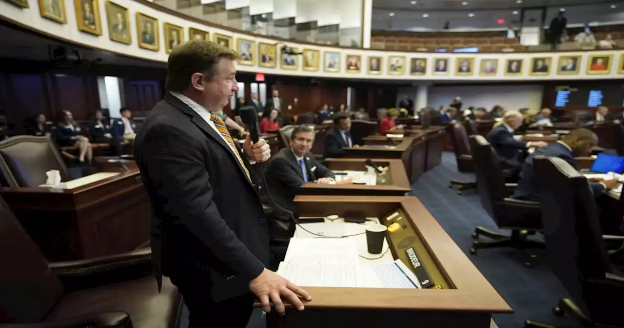 Florida proposal would register bloggers who write about lawmakers