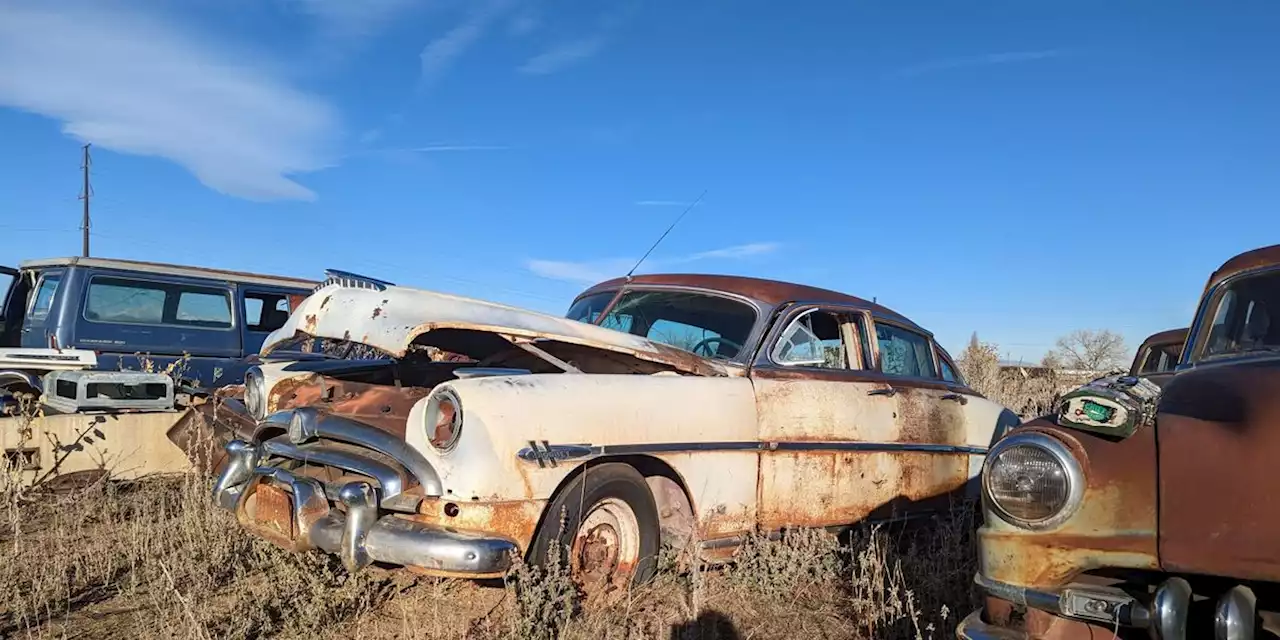 1953 Hudson Hornet Sedan Is Junkyard Treasure