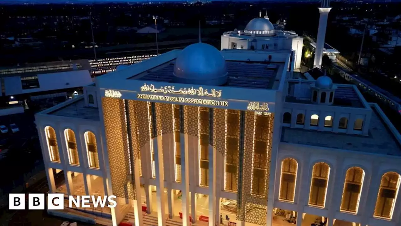 London mosque hosts grand reopening after 2015 fire damage