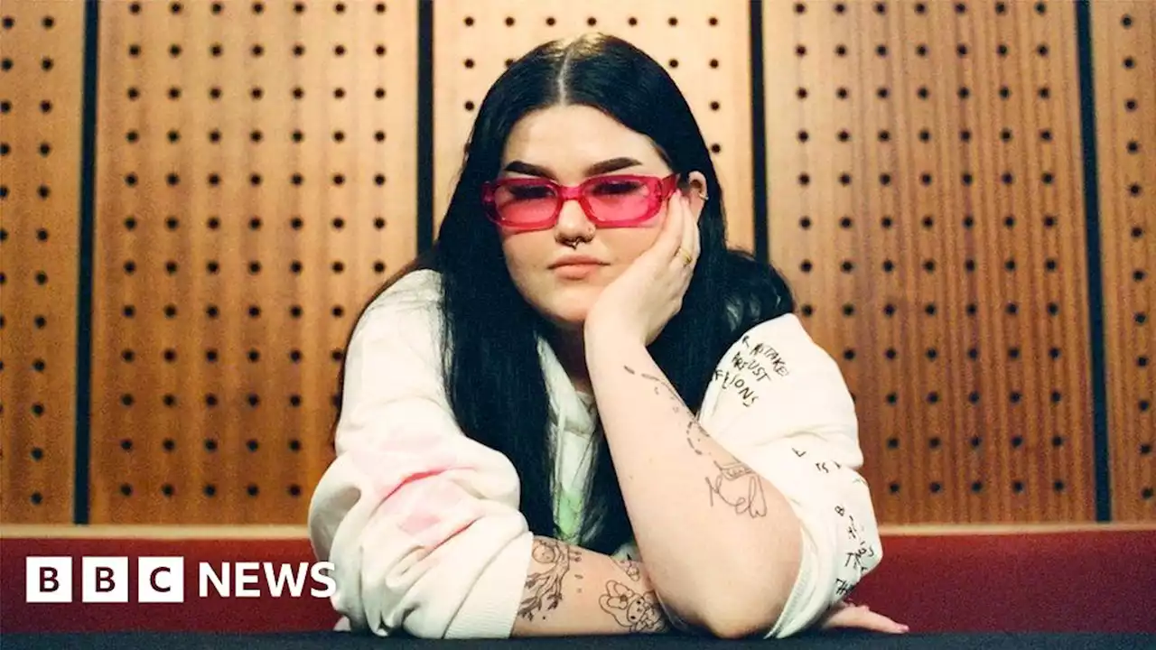 Mae Stephens: TikTok star's shock at top 20 hit single