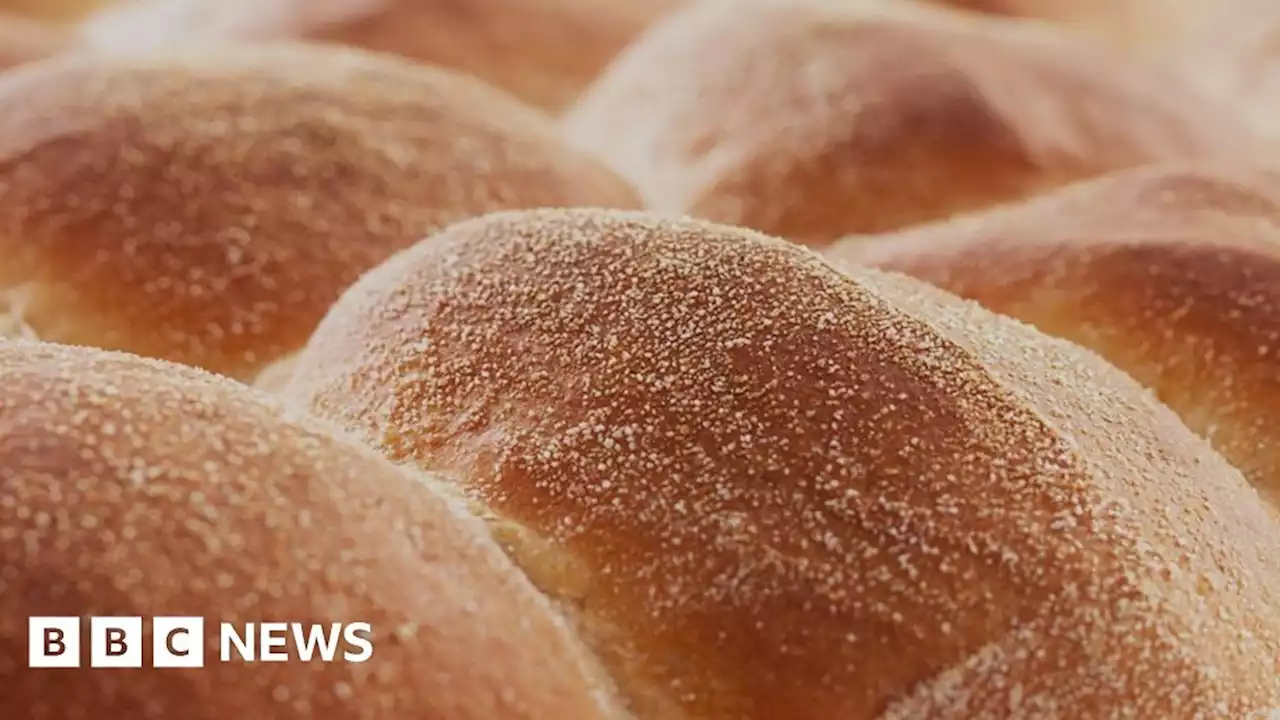 Scottish bakery Morton's Rolls 'ceases trading'