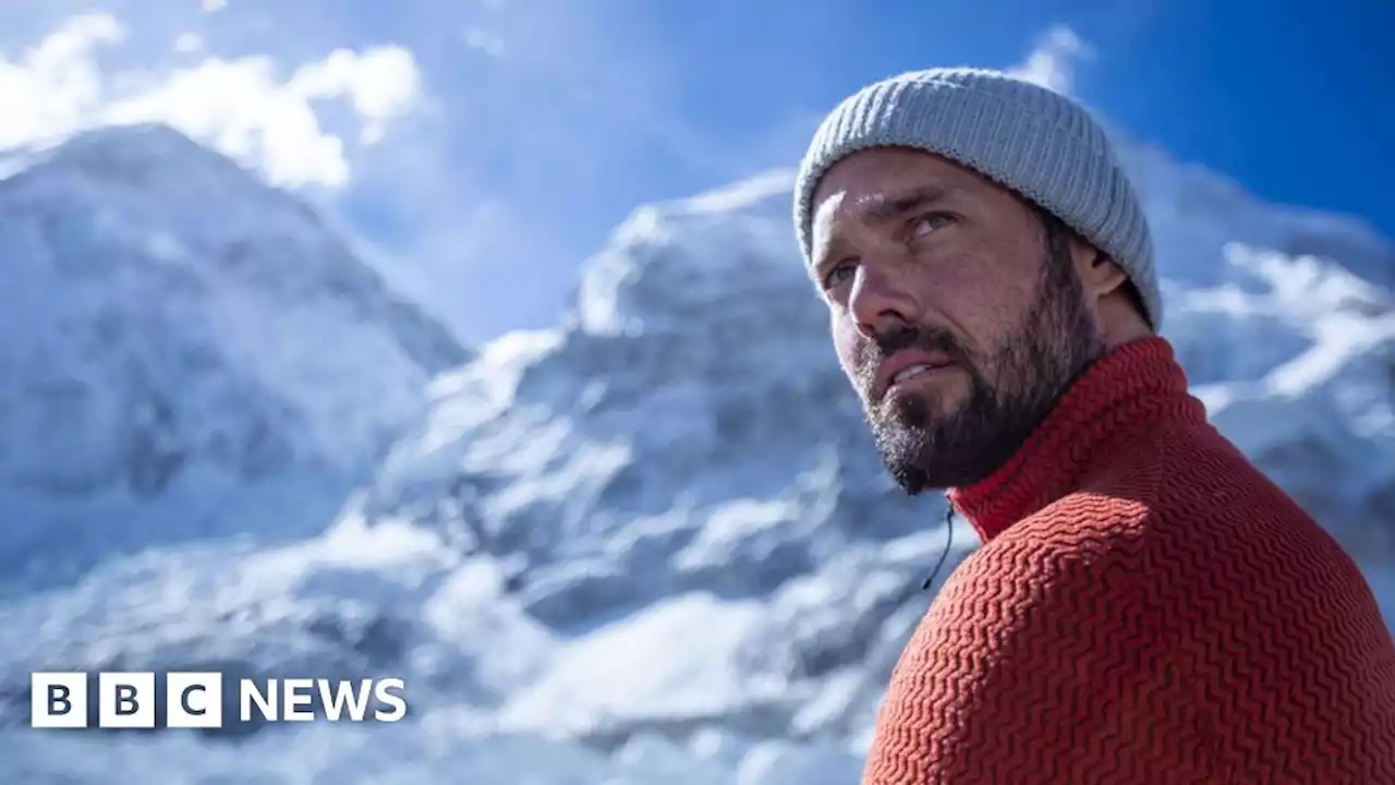 Spencer Matthews looks for brother's body on Everest