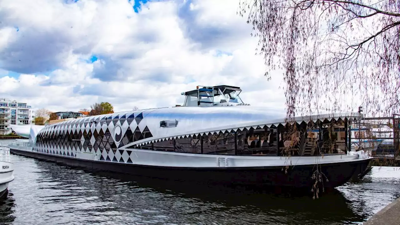 MS „Moby Dick“ ist wieder zurück im Heimathafen Tegel