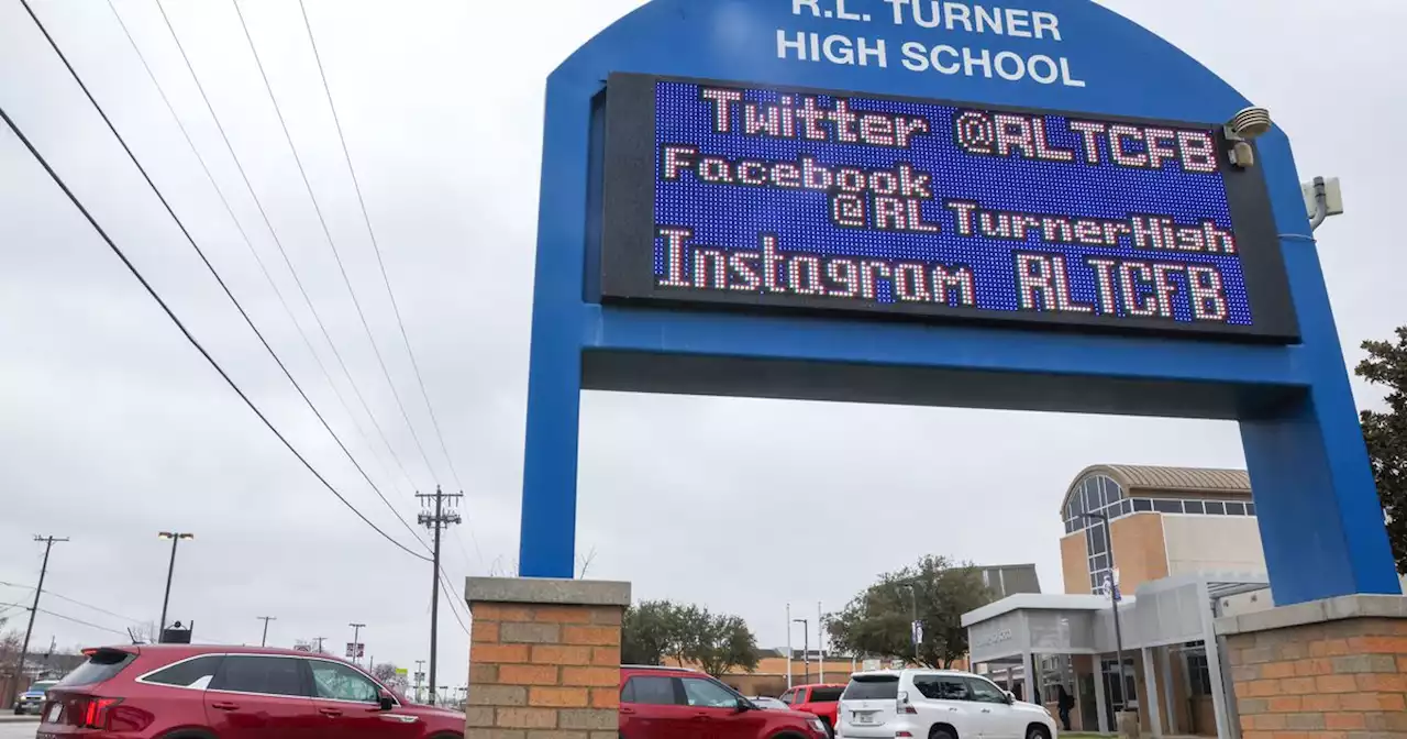 R.L. Turner High student receives Narcan dose, hospitalized after ingesting pill at school