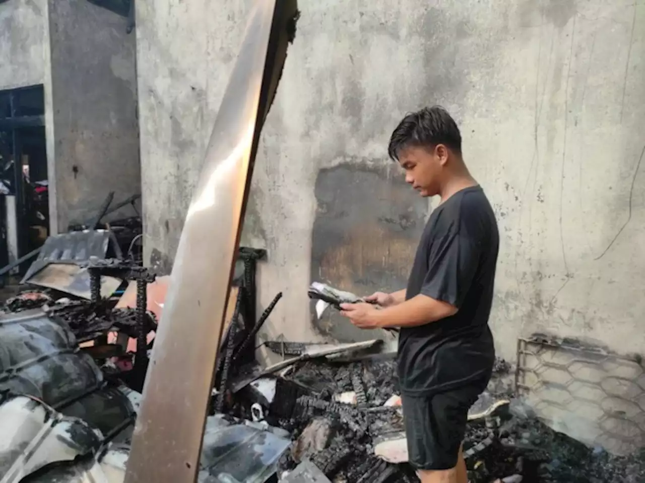 20 Ribu Koleksi Buku jadi Arang, Tiga Ruang SMKN 2 Kandangan Terbakar