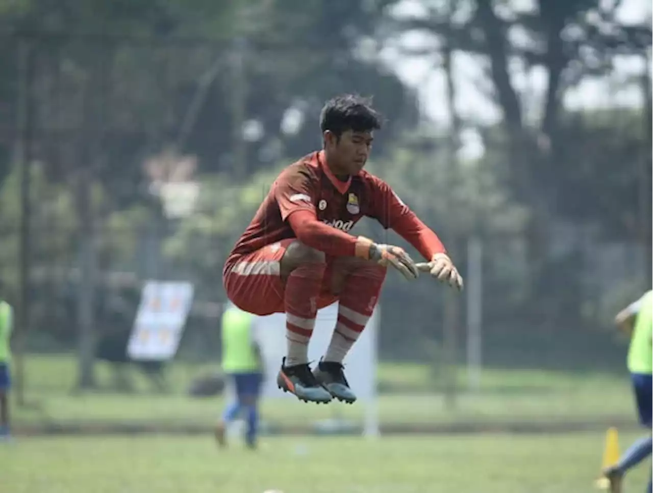 Jarang Masuk Pilihan Utama Persib, Kiper Muda Satrio Azhar Justru Dipanggil TC Timnas U-22