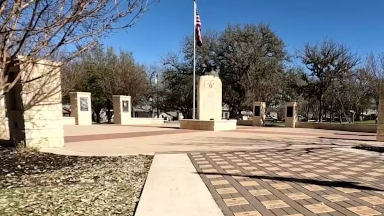 City of Boerne set to re-enact 100-year-old photo dedication of veteran monument