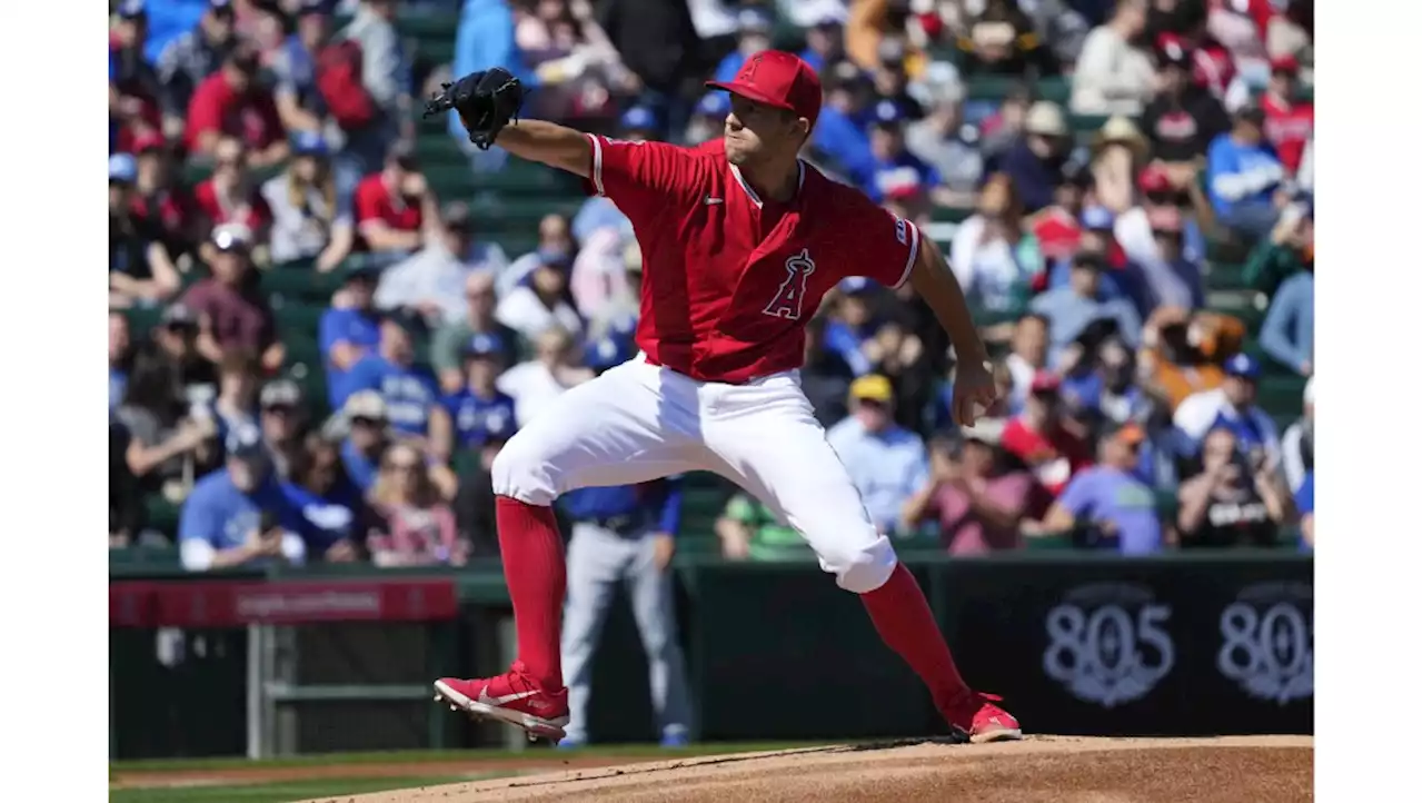 Angels rally in ninth to pull out tie against Dodgers