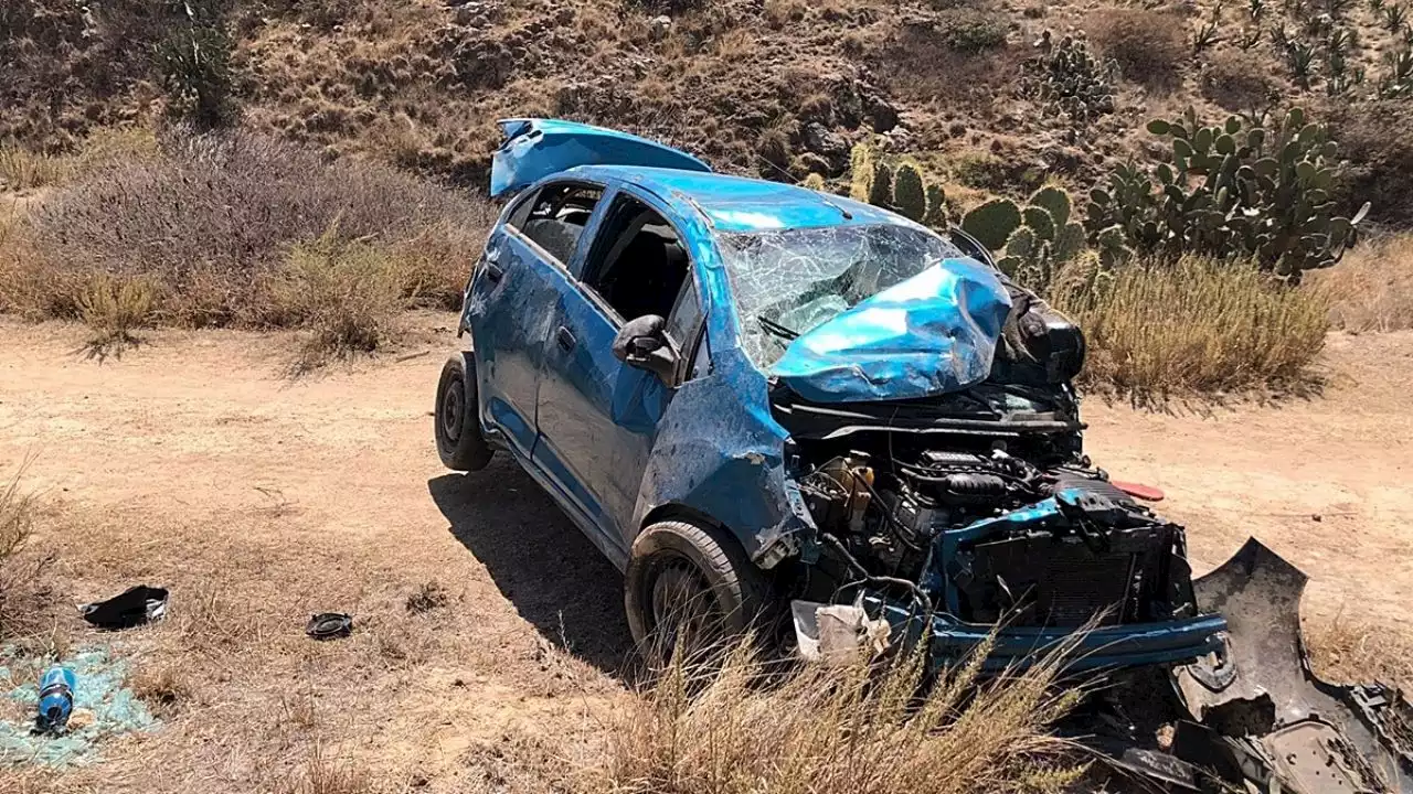 Fatal accidente en la México-Tuxpan; un muerto y dos heridos en Tulancingo