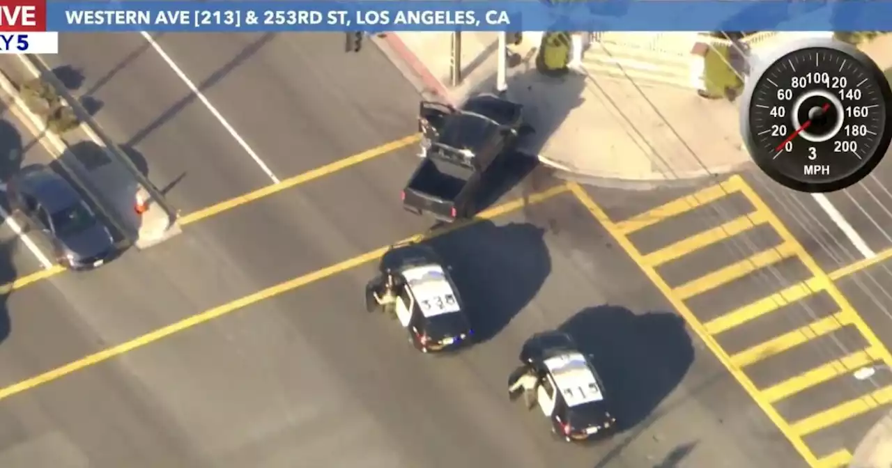 Bullets fly amid wild chase on streets of Los Angeles