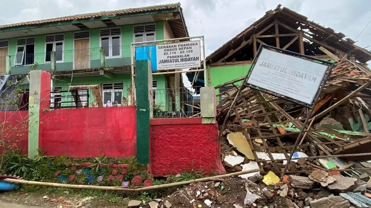 Alhamdulillah, Kemenag Salurkan Rp13,2 M untuk Madrasah Rusak Akibat Gempa di Cianjur