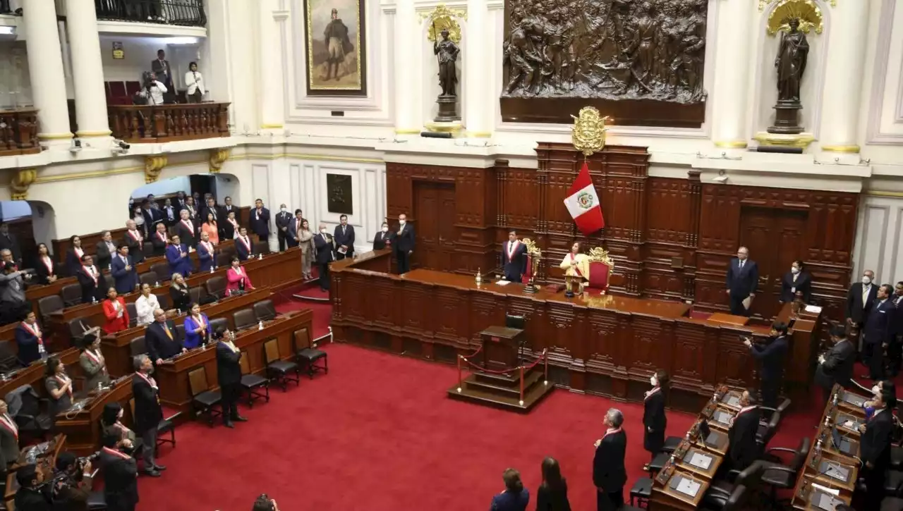 El Congreso de Perú ratifica su decisión de analizar un posible adelanto de las elecciones