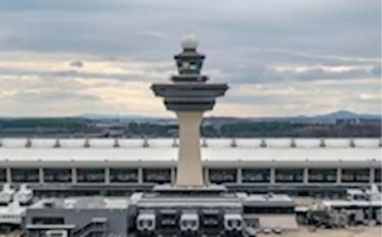 Perspective | Radar love: Tracing the changes atop Dulles Airport’s iconic tower