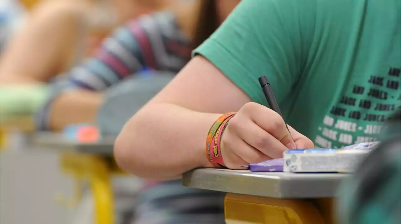 Abschlussprüfungen in Bayern: Schüler bekommen mehr Zeit