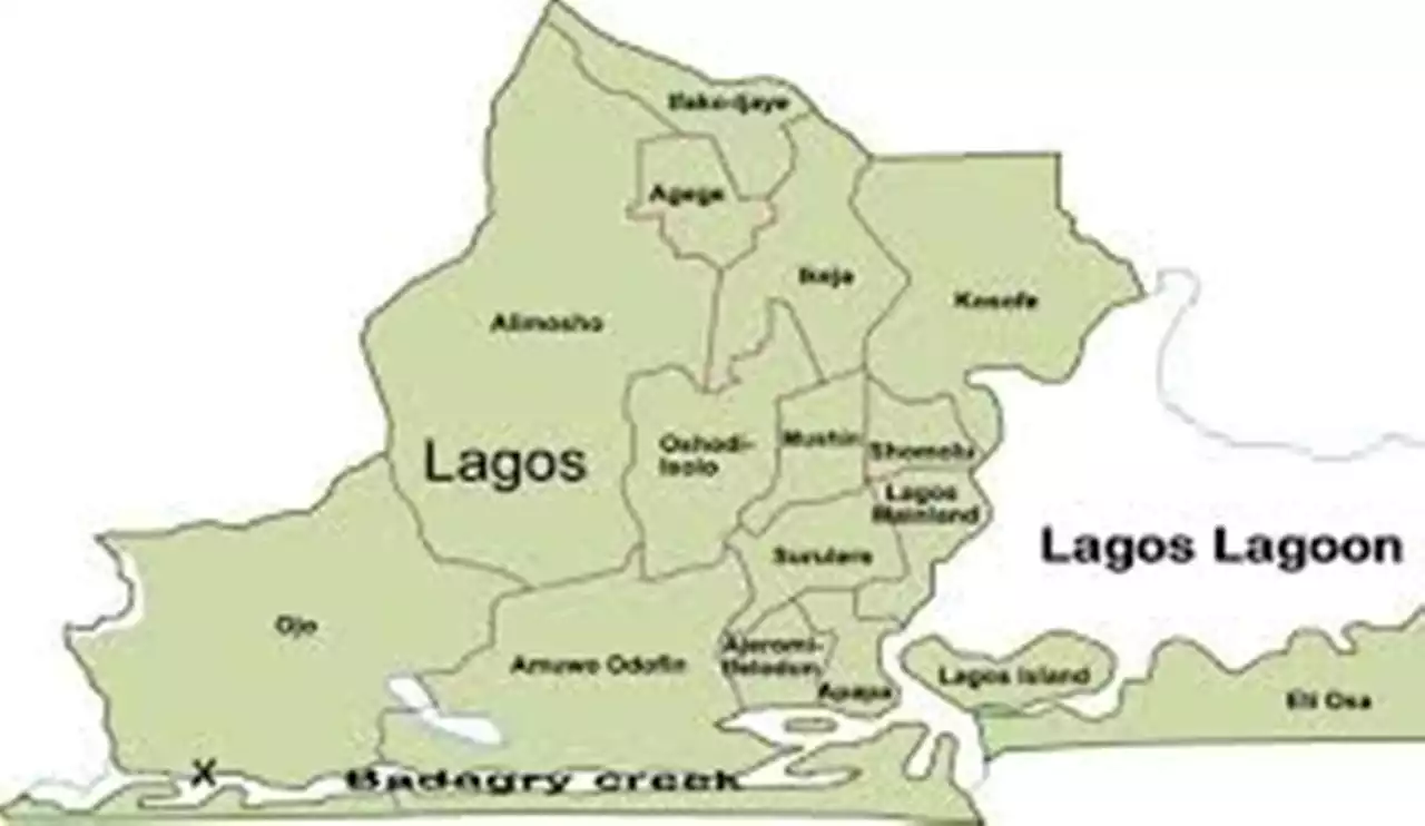 Guber polls: 'If them born you well, come and vote' - Man threatens LP supporters in Lagos