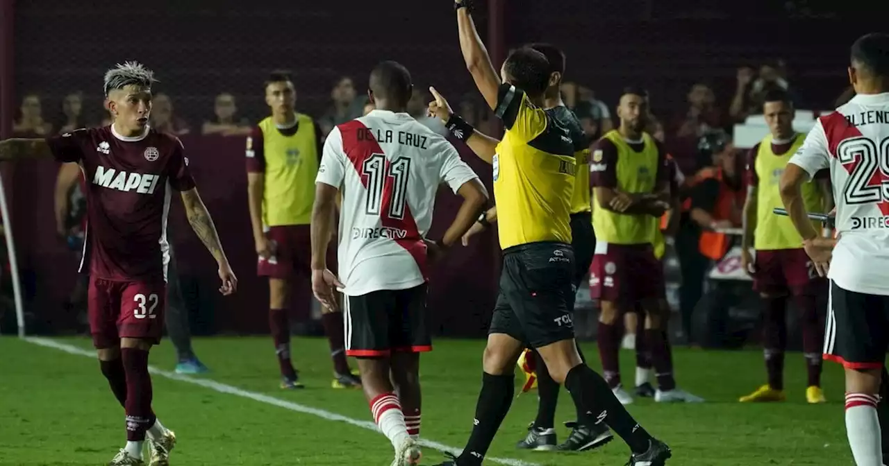 Polémica: vía VAR, gol anulado a Lanús