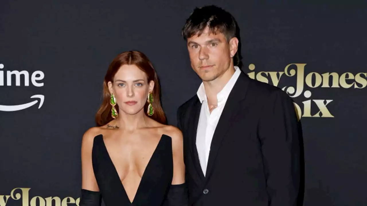 Riley Keough says filming sex scene with her real-life husband was 'really uncomfortable': 'It was so weird'