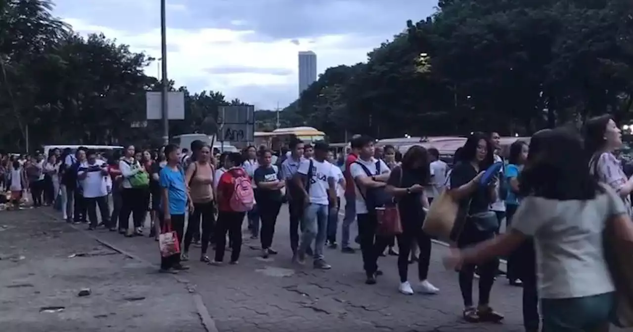 MMDA suspends number coding for Monday amid transport strike
