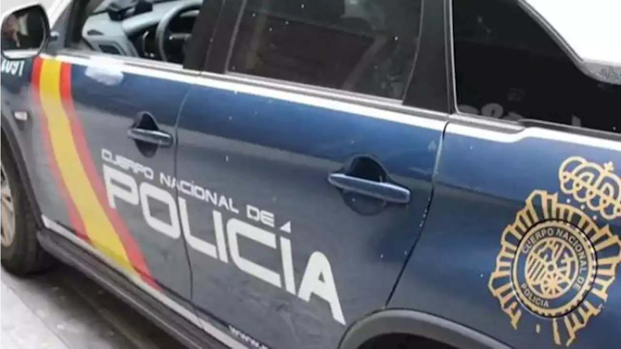 Detienen a un padre por apuñalar a dos jóvenes en Alicante: las víctimas se pelearon con su hijo