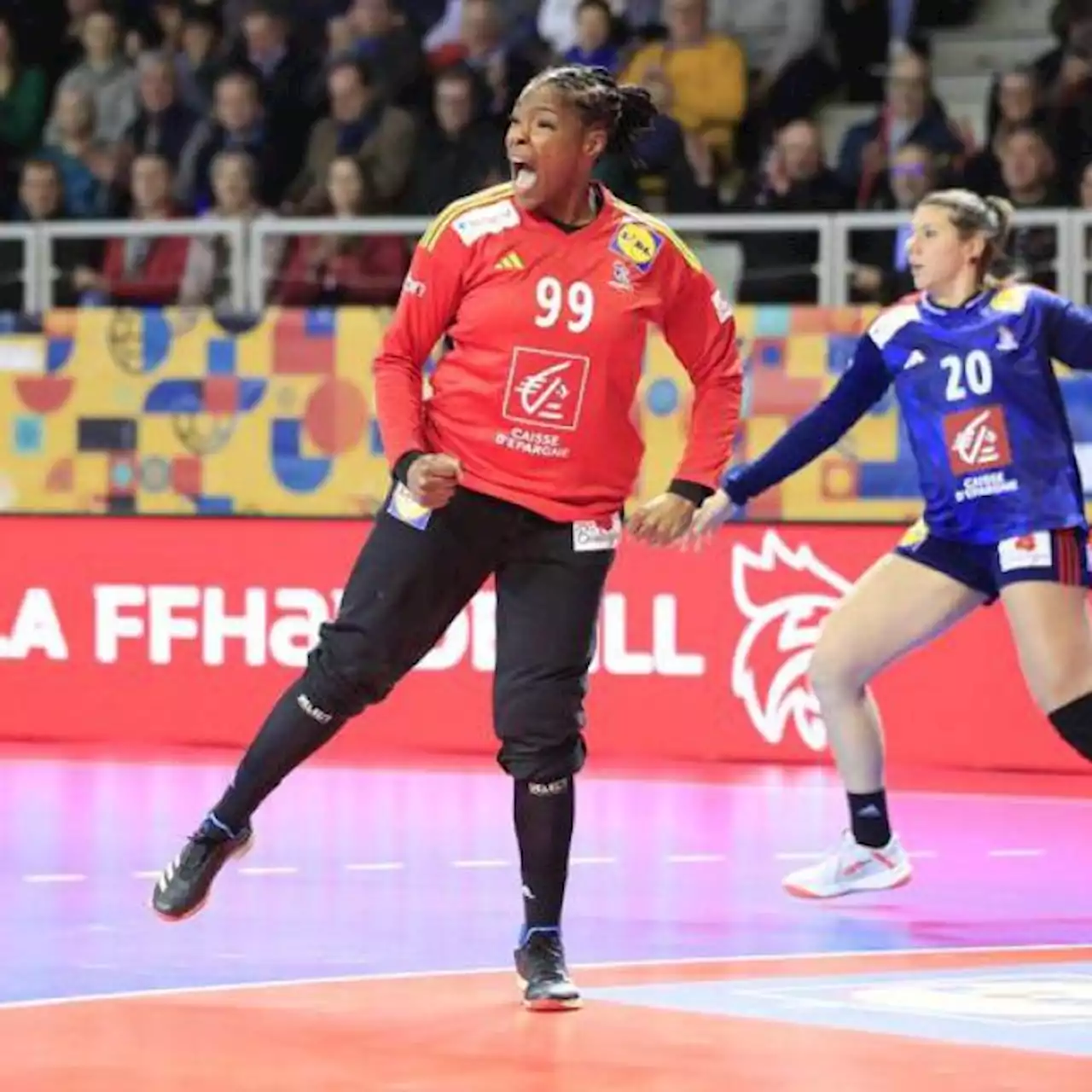 Hatadou Sako, une nouvelle arme dans les buts pour les Bleues