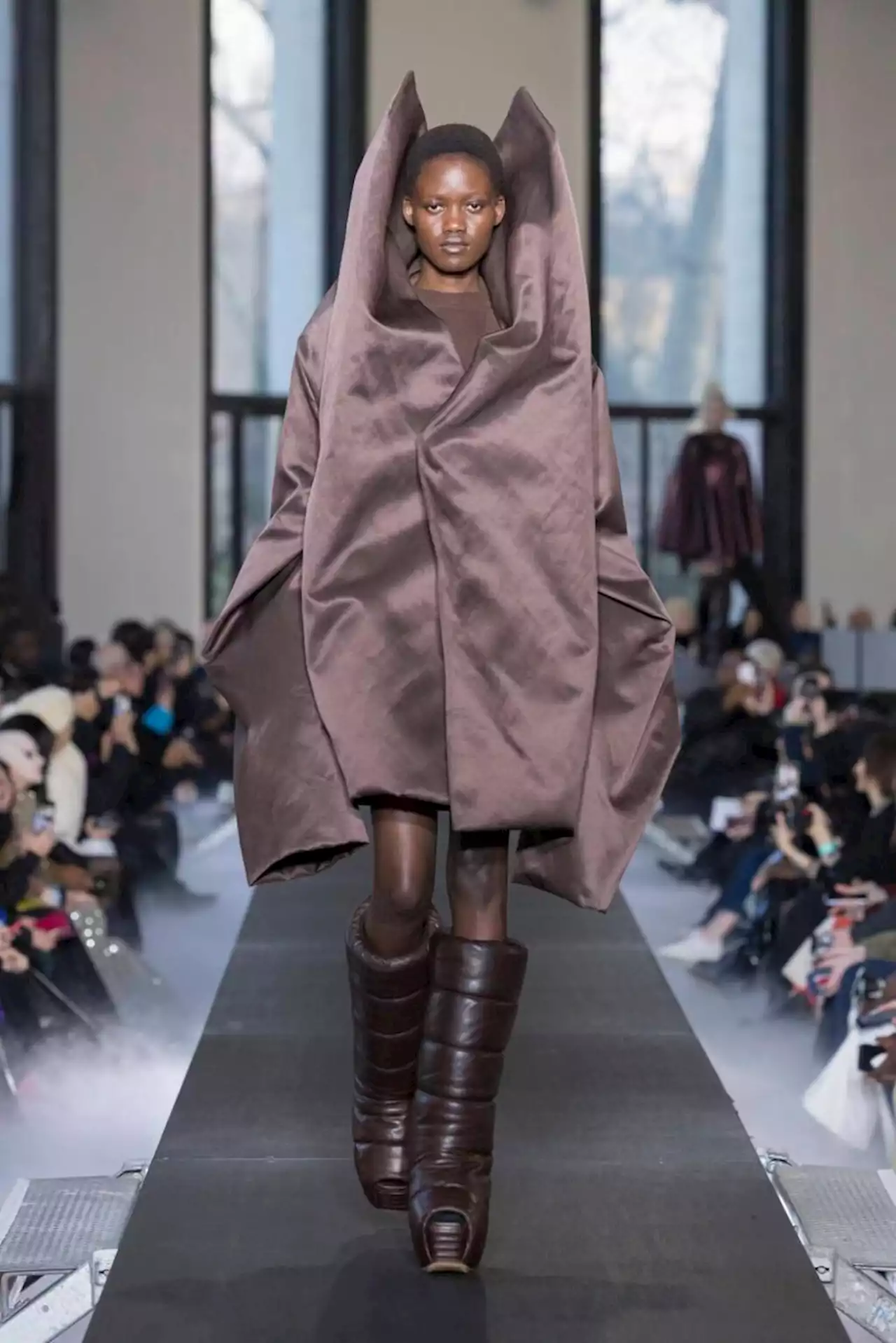 Fashion Week : du donut à la robe patineuse