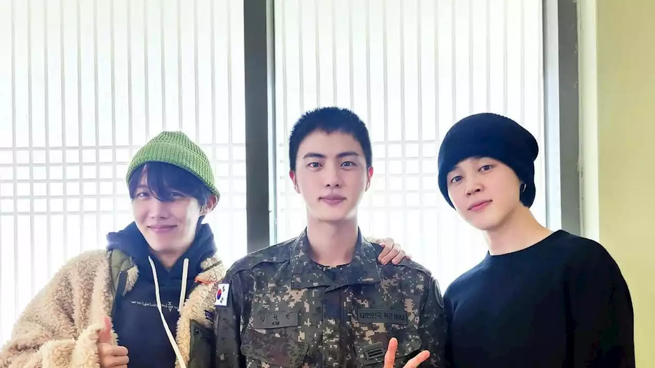 Jin BTS Unggah Foto Berseragam Militer Diapit Jimin dan J-Hope, ARMY Menggila