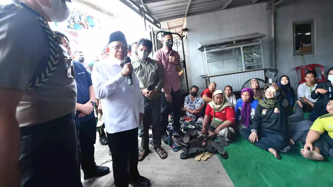 Warga Korban Kebakaran Depo Pertamina Plumpang Butuh Alat Mandi dan Air Bersih