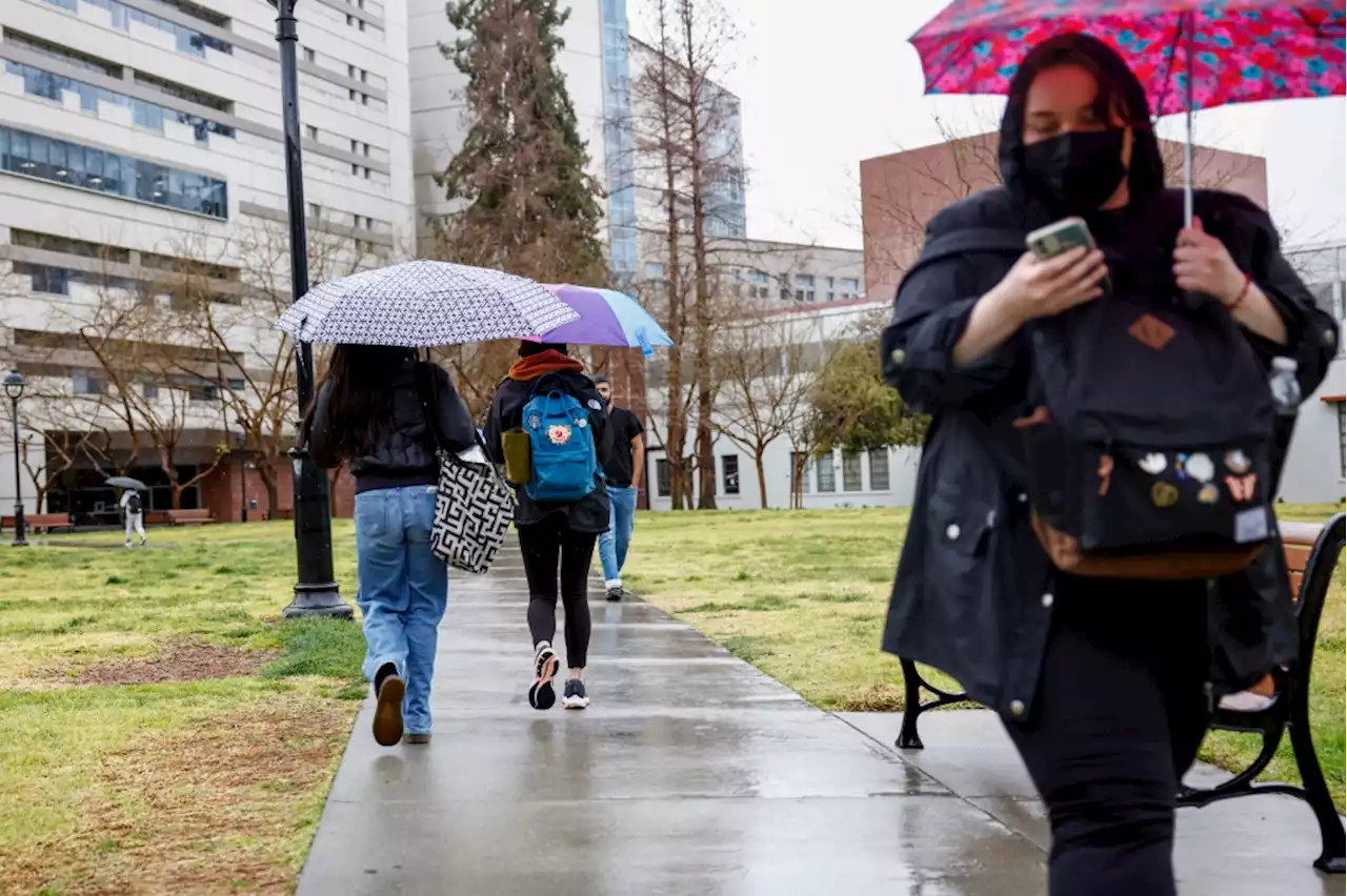 Scattered showers forecast for the Bay Area; yet more snow ahead for the Sierra