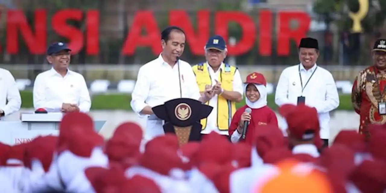 Menteri Basuki Dampingi Jokowi Resmikan 3 Infrastruktur Pengendali Banjir Citarum | merdeka.com