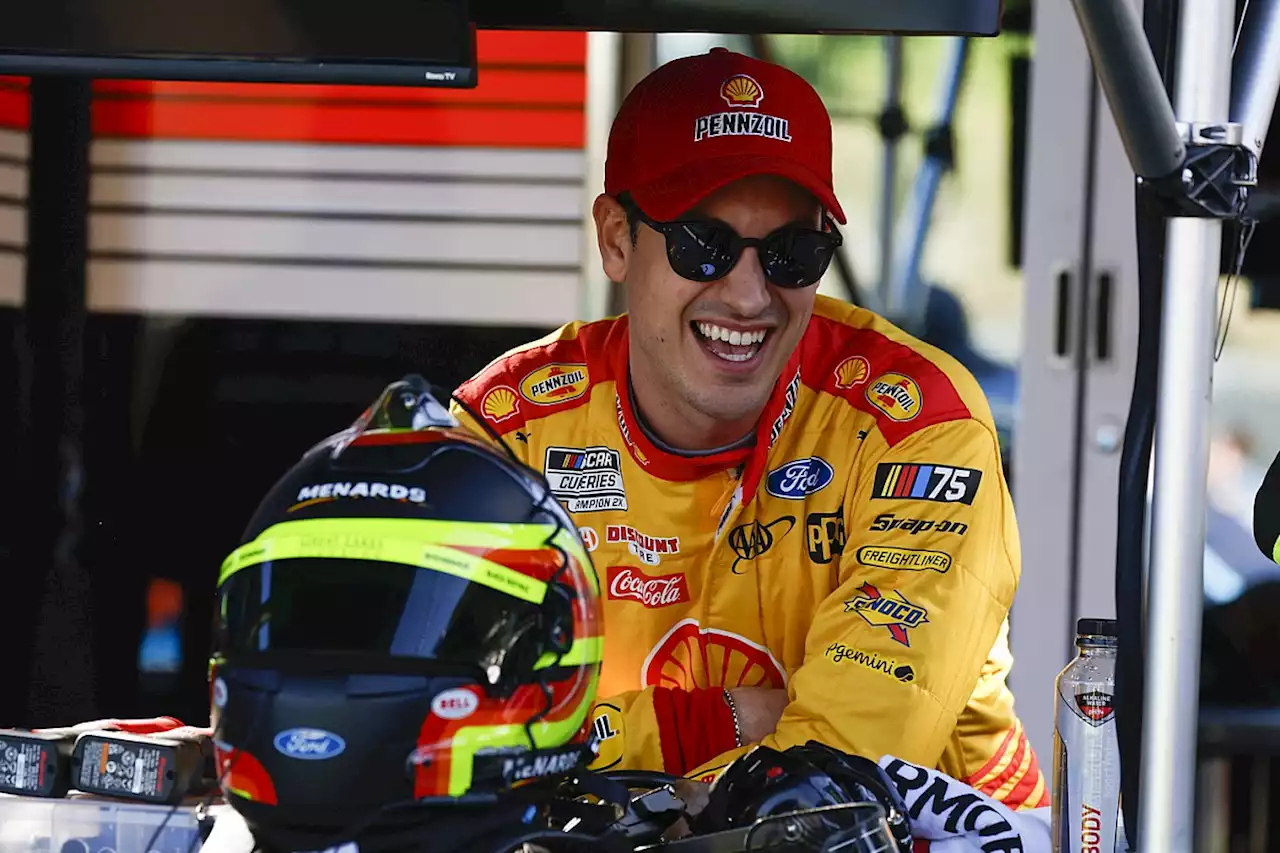 Joey Logano rockets to pole for Las Vegas Cup race