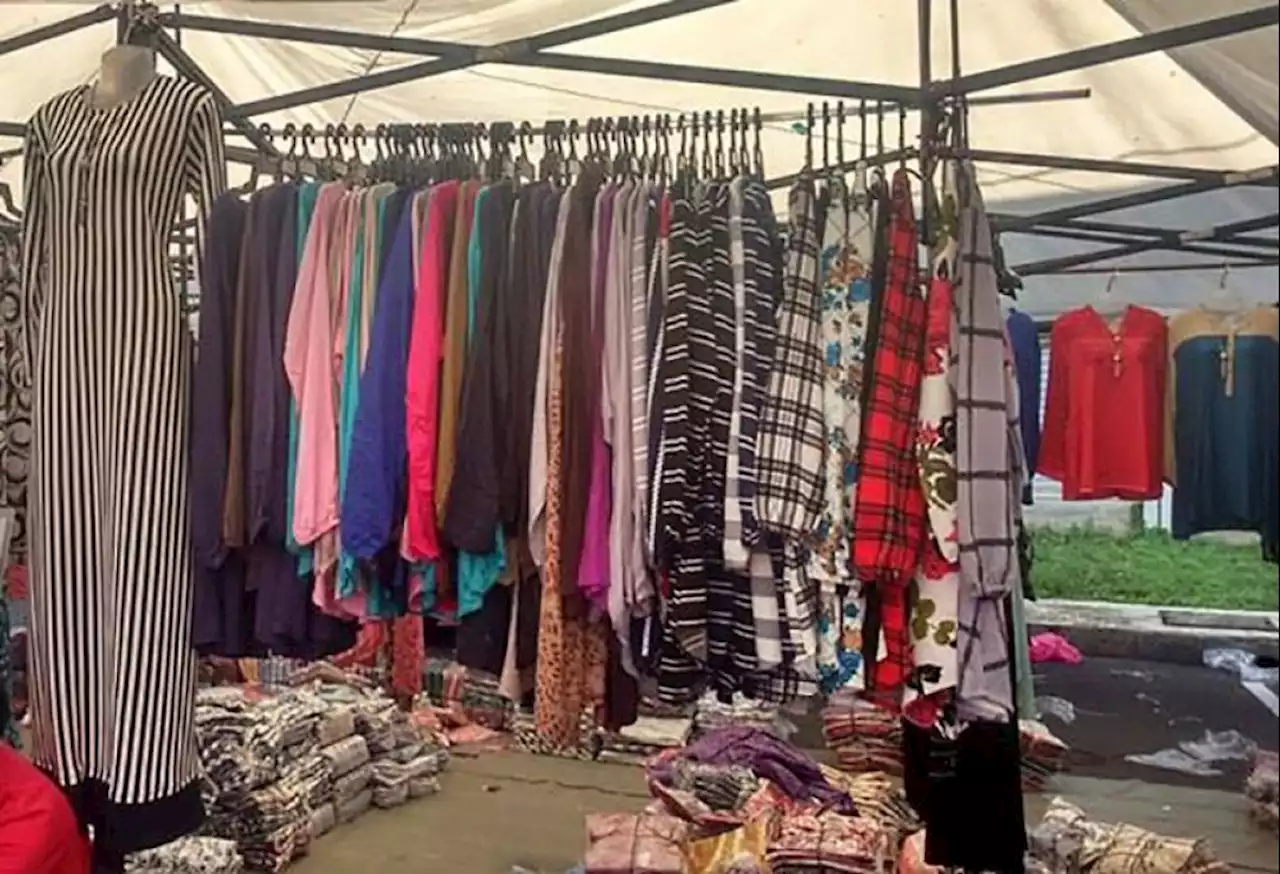 Kota Tinggi traders affected by floods selling clothes for RM5 | The Malaysian Insight